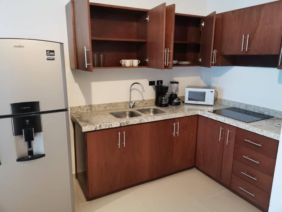 Departamento Nuevo A Dos Cuadras De La Playa Mazatlan